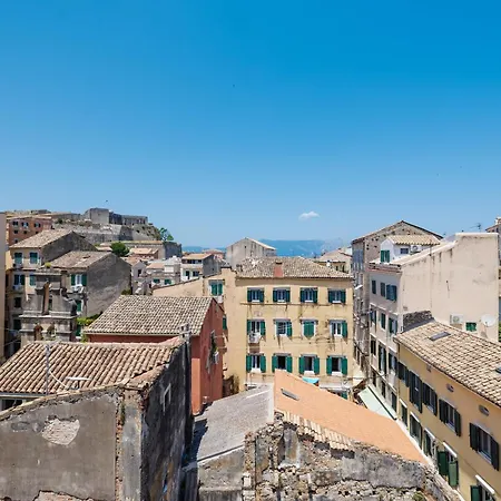Philoxenia Place 3rd Floor Apartment *